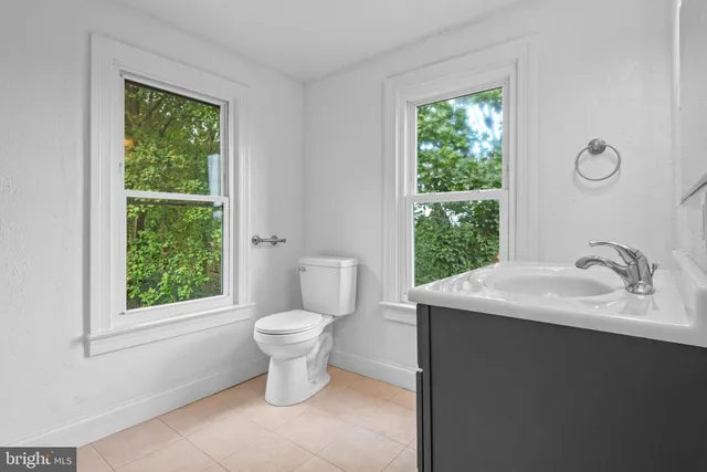 $299,900 | 2372 Mt Zion Road, York, PA 17406