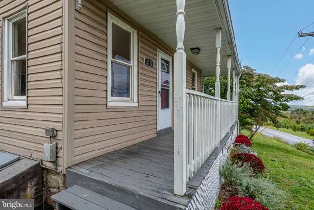 $299,900 | 2372 Mt Zion Road, York, PA 17406
