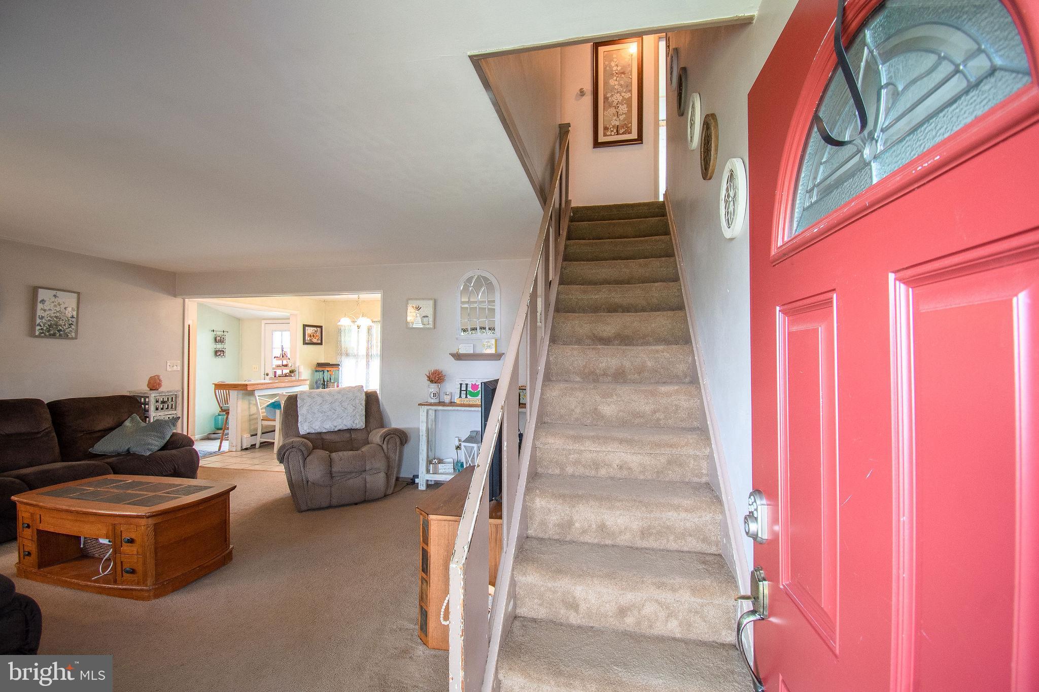 7 MacIntosh Road Levittown, PA 19056 - Photo 4 of 35 Gallery Image 4