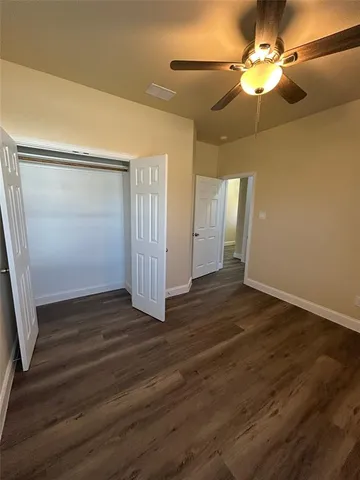 $2,400 | 200 South Oak Street, Venus, TX 76084