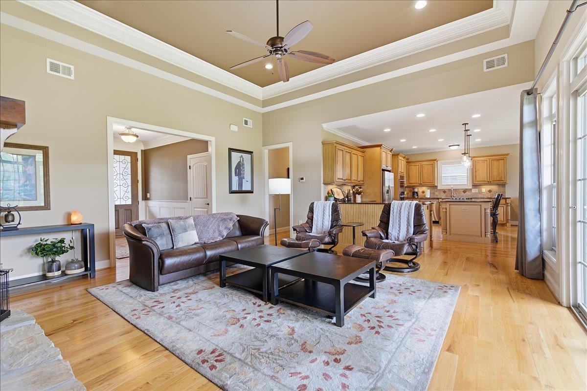 310 South Woodfin Ridge Drive Inman, SC 29349 - Photo 8 of 50