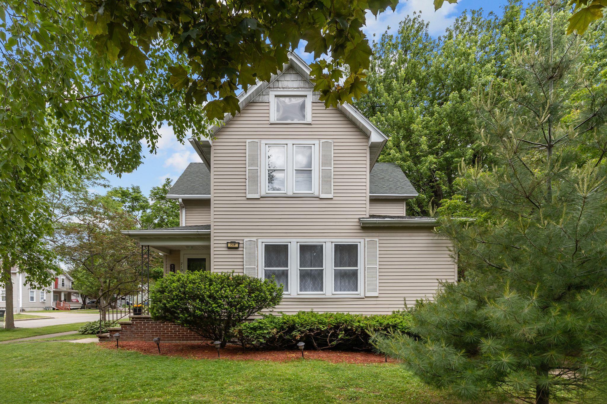 719 South State Street Appleton, WI 54911 - Photo 60 of 68