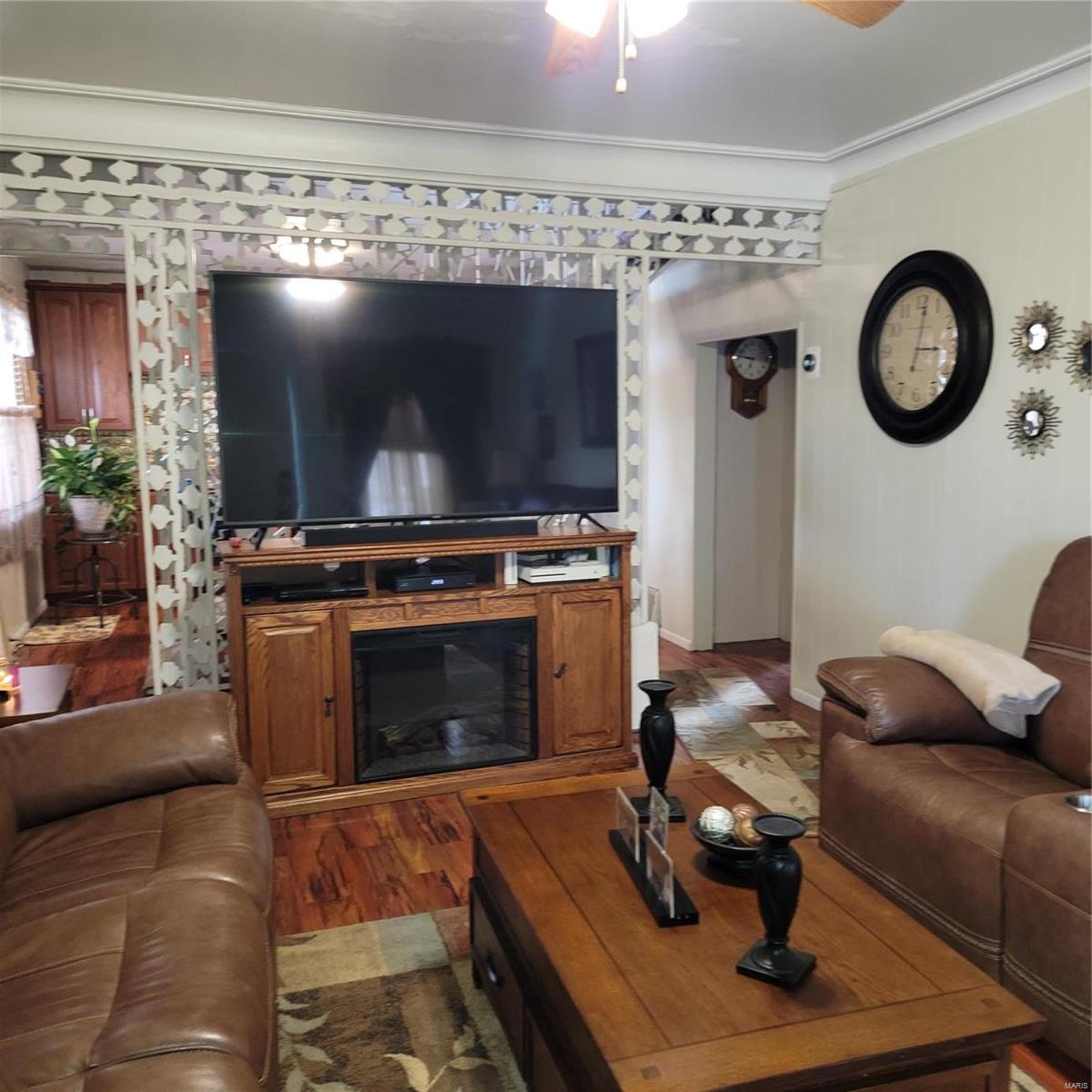 915 Wallace Street Alton, IL 62002 - Photo 5 of 22