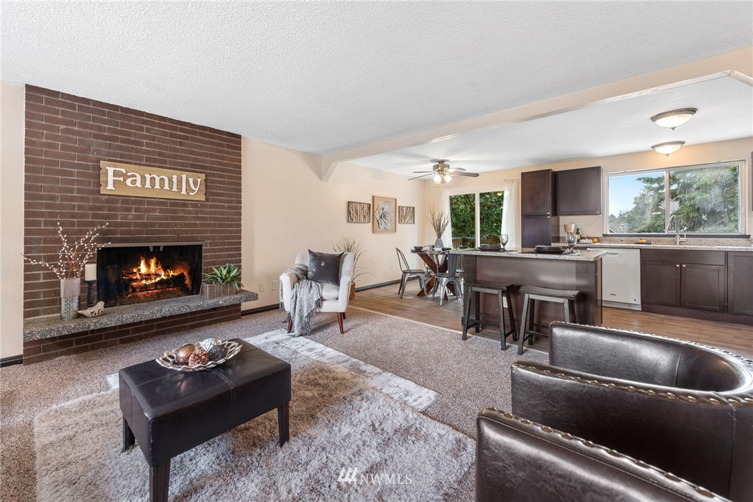 22500 1st Place West Bothell, WA 98021 - Photo 3 of 22