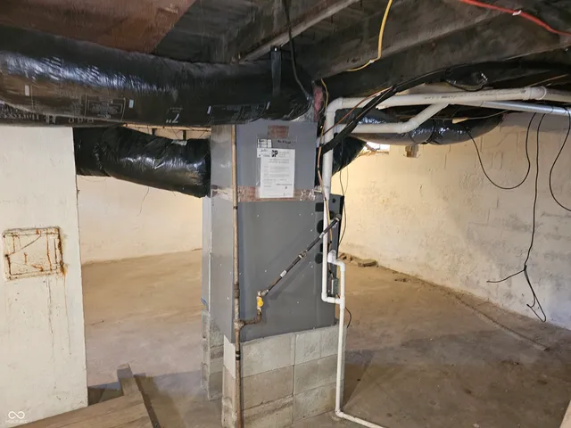 $99,900 | 2024 North B Street, Elwood, IN 46036