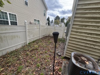 726 Albertine Court Chesapeake, VA 23320 - Photo 19 of 21 View of yard