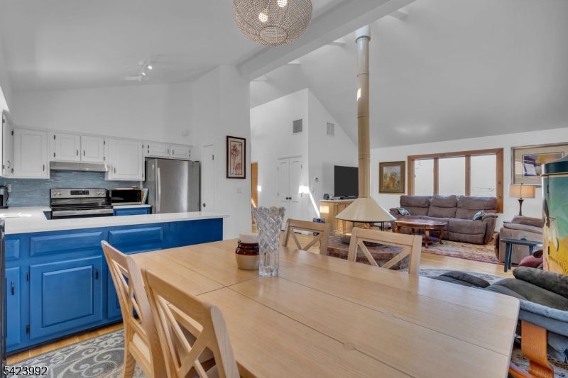 66 Salmon Road Landing, NJ 07850 - Photo 17 of 43