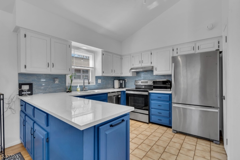 66 Salmon Road Landing, NJ 07850 - Photo 20 of 43