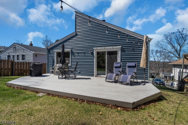 66 Salmon Road Landing, NJ 07850 - Photo 34 of 43