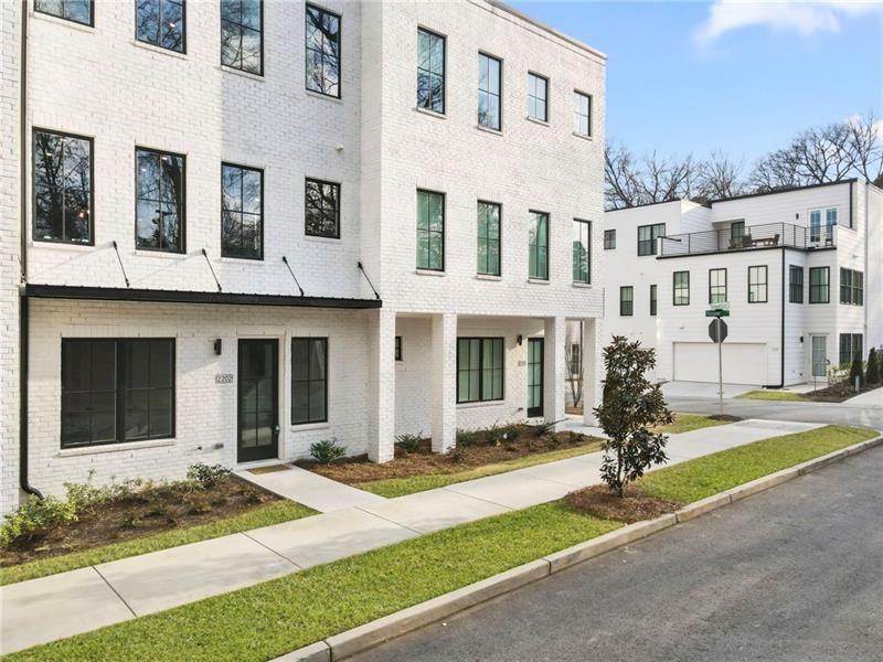 2202 Carlton Court Atlanta, GA 30318 - Photo 33 of 33