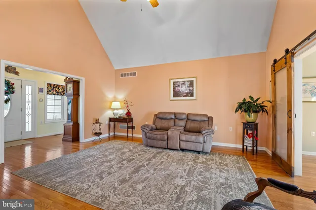 $574,900 | 7 Club Lane, Earleville, MD 21919