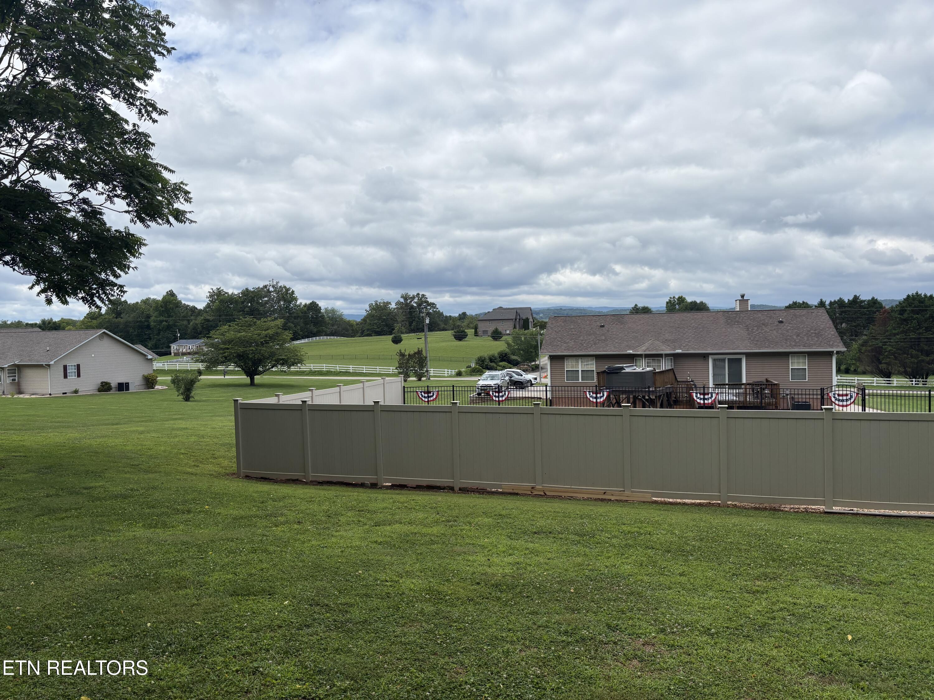 1757 River Road Kingston, TN 37763 - Photo 21 of 26 IMG_4806