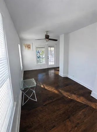 $735 | 928 South Windomere Avenue, Unit D, Dallas, TX 75208