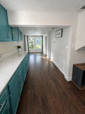 $735 | 928 South Windomere Avenue, Unit D, Dallas, TX 75208