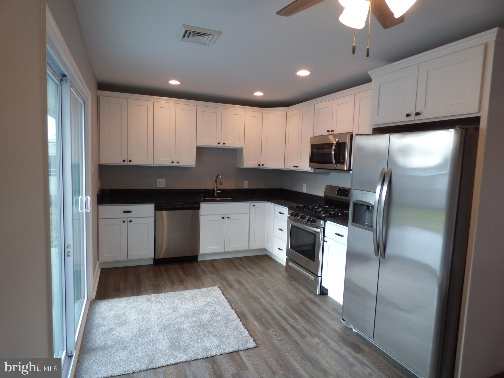 11 Quail Road Levittown, PA 19057 - Photo 2 of 21 Kitchen