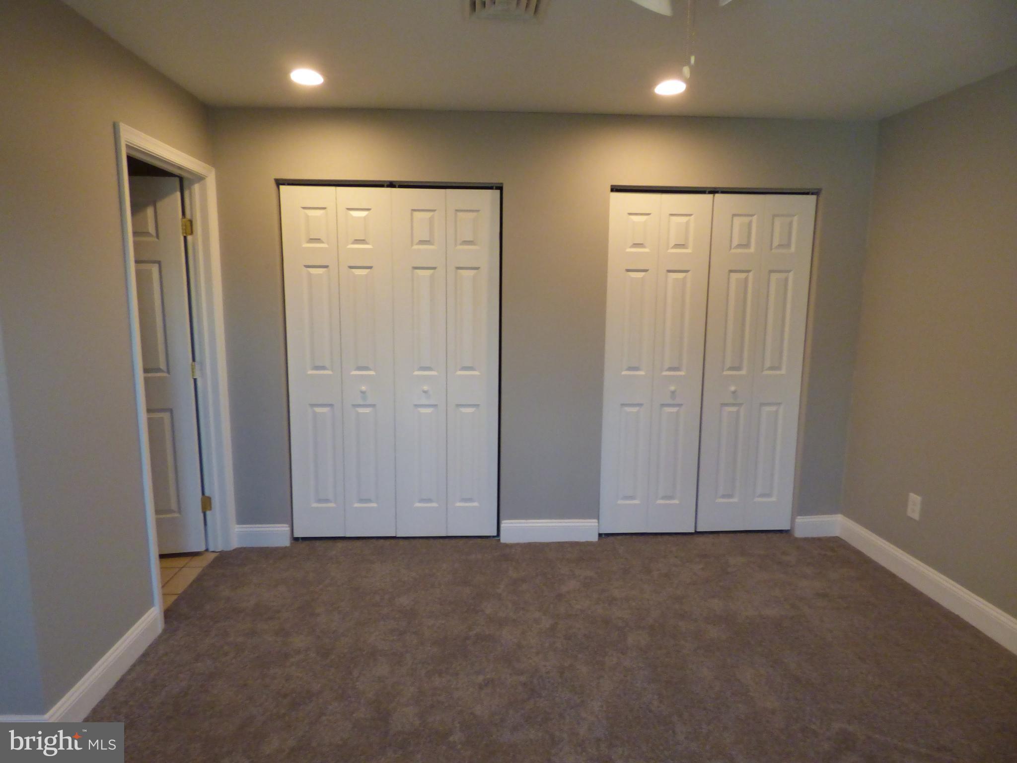 11 Quail Road Levittown, PA 19057 - Photo 11 of 21 Master first floor / In law suite