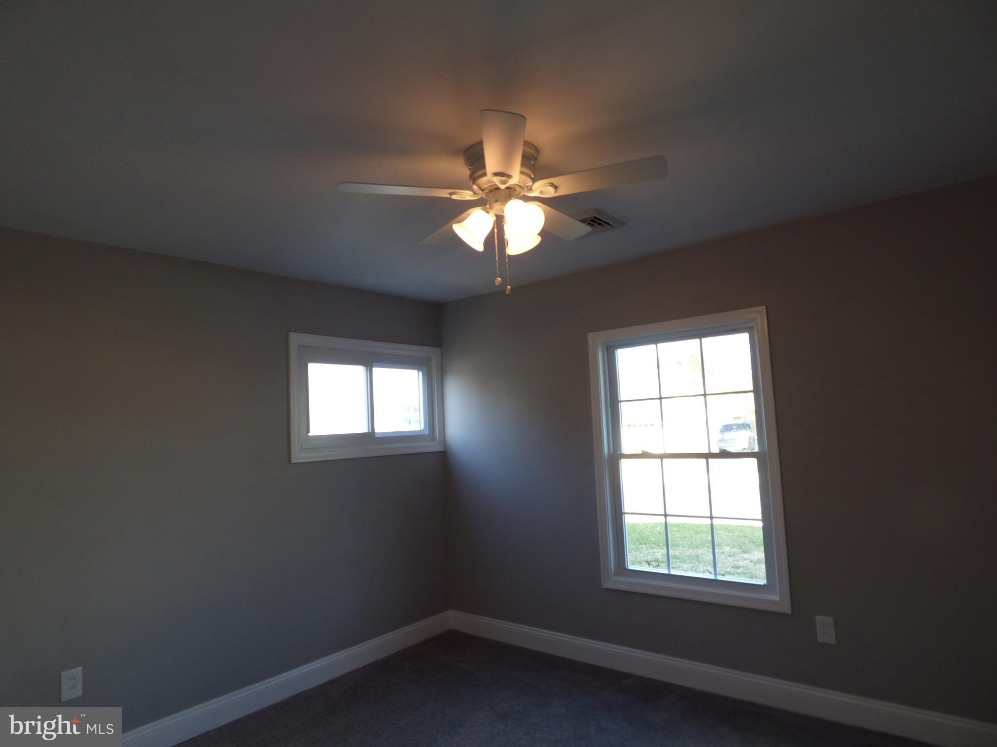 11 Quail Road Levittown, PA 19057 - Photo 7 of 21 First Floor bedroom