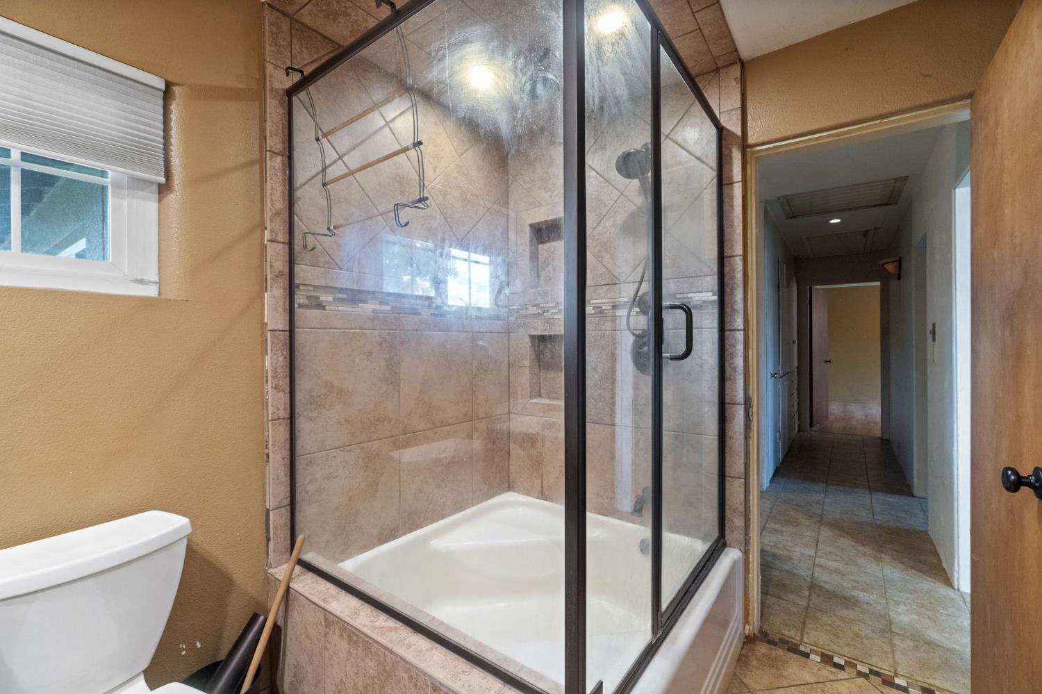 10730 17th Avenue Lemoore, CA 93245 - Photo 19 of 42