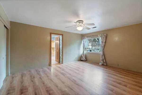 $585,000 | 10730 17th Avenue, Lemoore, CA 93245