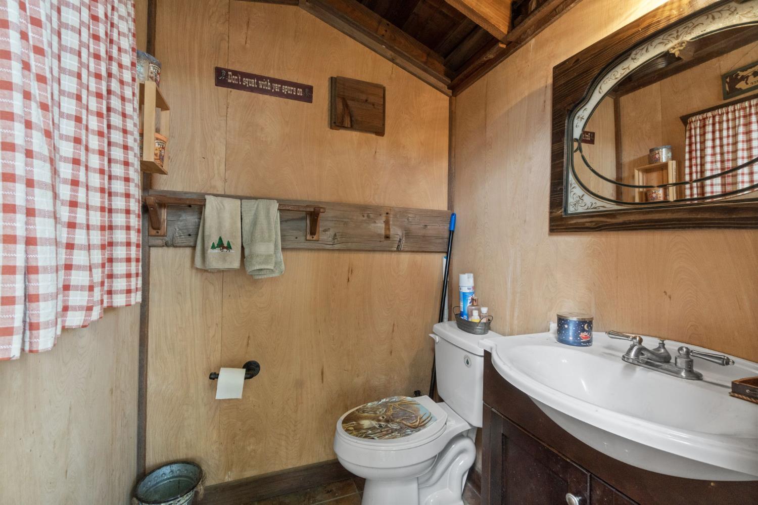 10730 17th Avenue Lemoore, CA 93245 - Photo 35 of 42