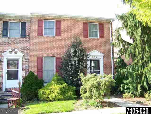 239 Georgetown Court Hanover, PA 17331 - Photo 1 of 25 Gallery Image 1