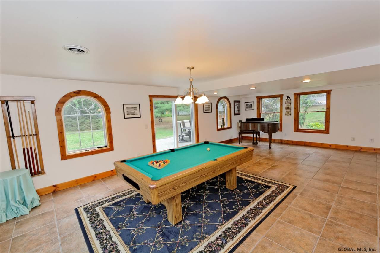 6152 Veeder Road Guilderland, NY 12159 - Photo 11 of 25 Photo 11