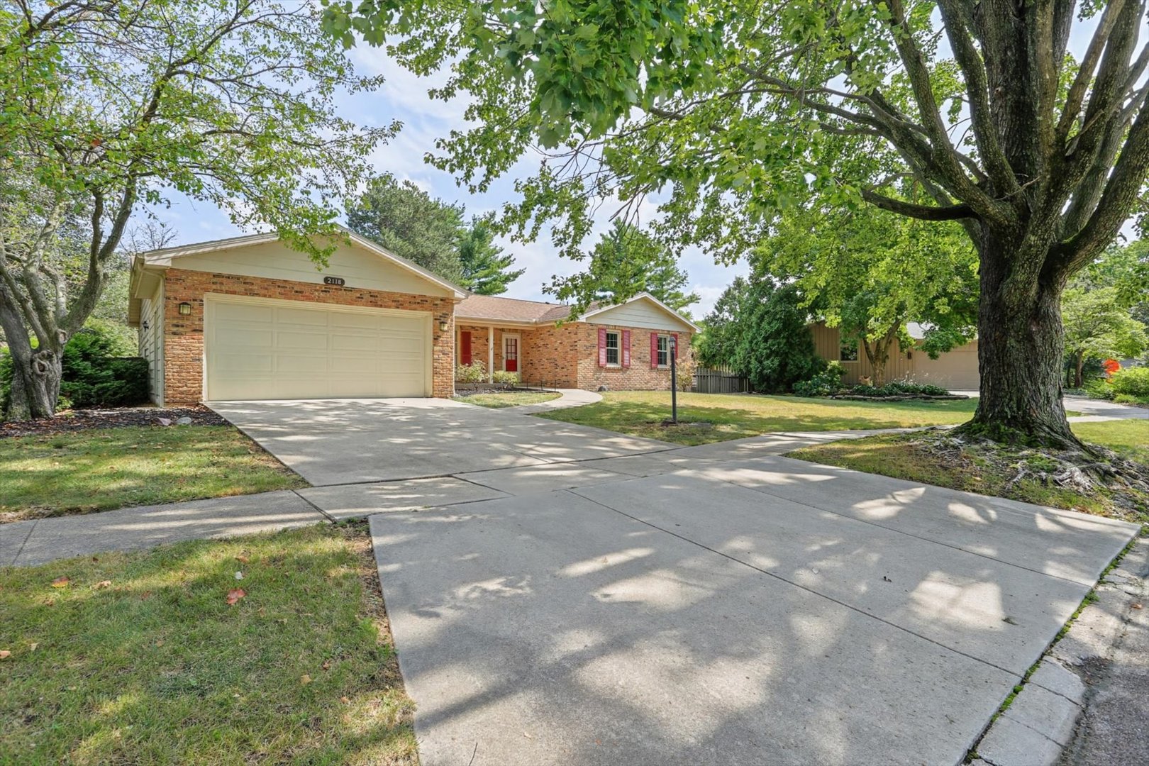 2118 Bristol Road Champaign, IL 61821 - Photo 2 of 41 Gallery Image 2