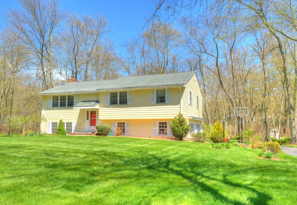 111 Greenwood Road Andover, MA 01810 - Photo 1 of 22 Gallery Image 1