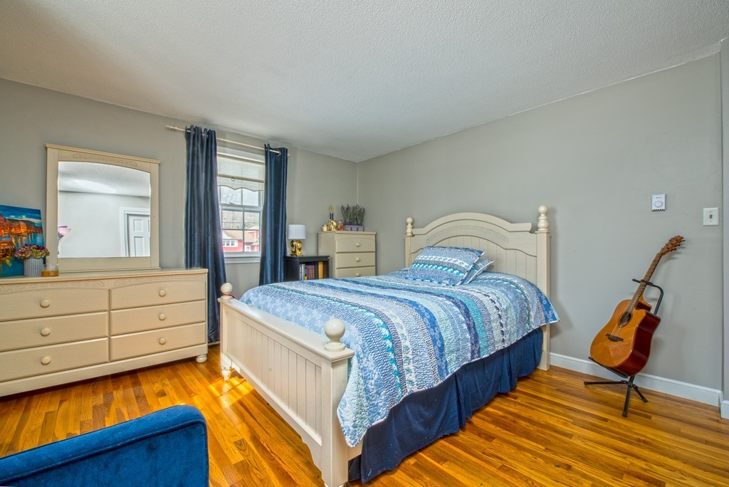 111 Greenwood Road Andover, MA 01810 - Photo 18 of 22 Gallery Image 18