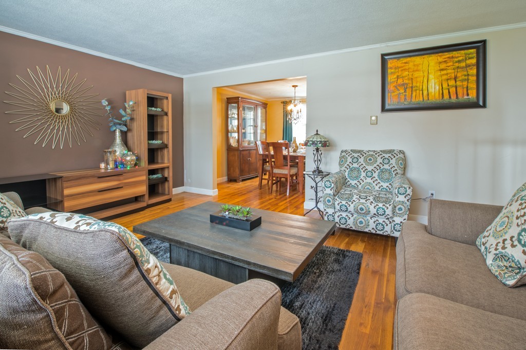 111 Greenwood Road Andover, MA 01810 - Photo 10 of 22 Gallery Image 10