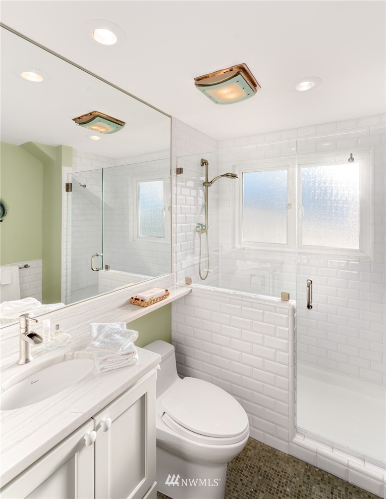5073 East Bercot Road Freeland, WA 98249 - Photo 18 of 25 Gallery Image 18