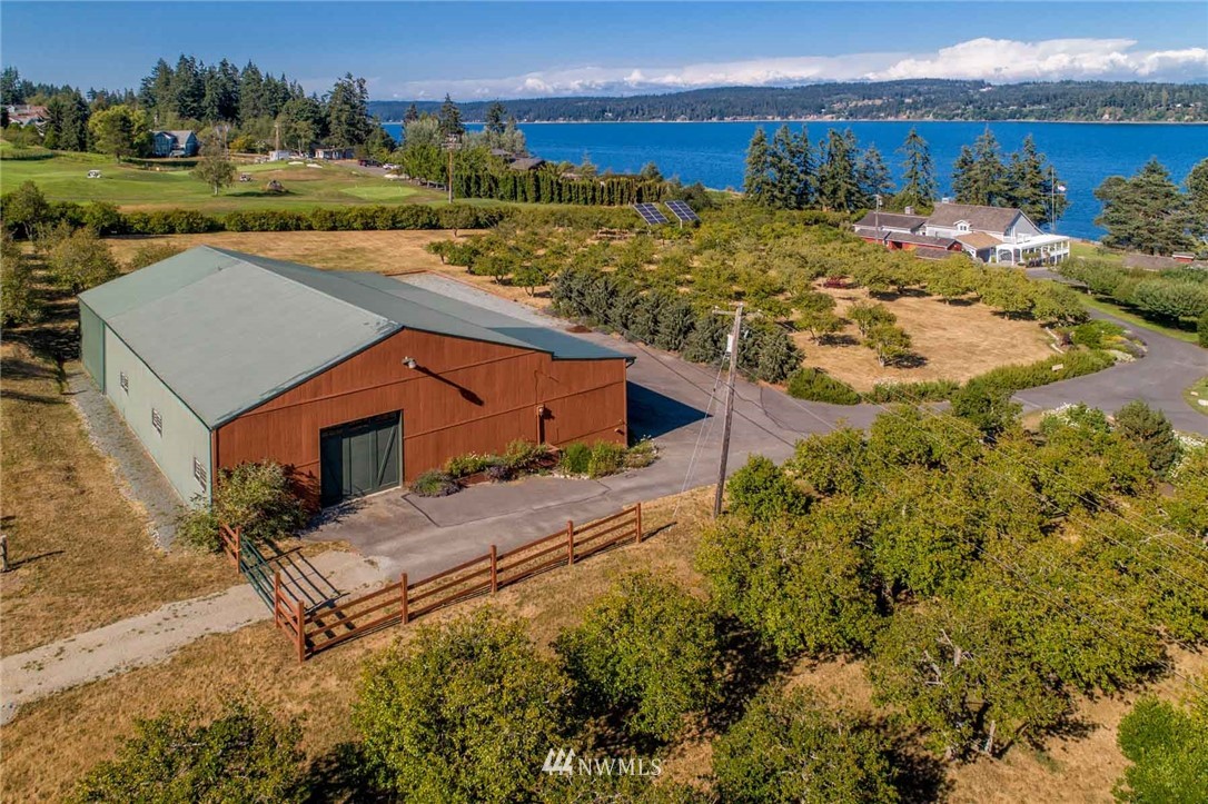 5073 East Bercot Road Freeland, WA 98249 - Photo 21 of 25 Gallery Image 21