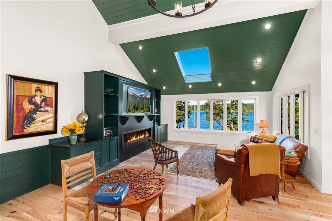 5073 East Bercot Road Freeland, WA 98249 - Photo 10 of 25 Gallery Image 10