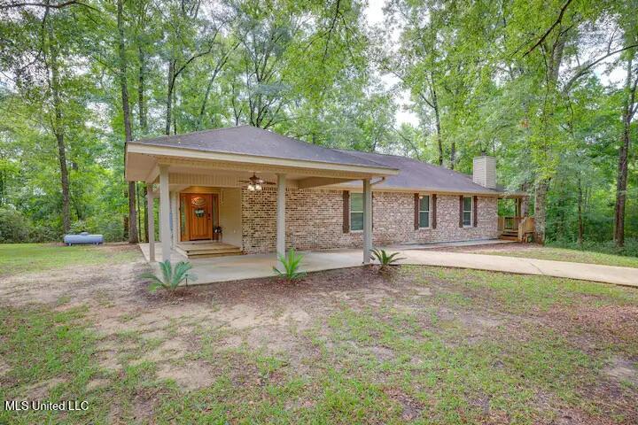 1160 Lucas Road Lucedale, MS 39452 - Photo 2 of 30 IMG_4977