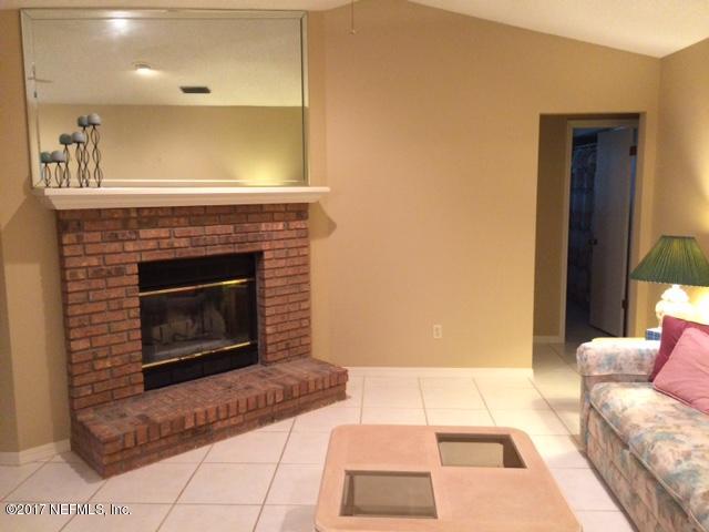 8360 Hamden Road West Jacksonville, FL 32244 - Photo 9 of 28 IMG_5408