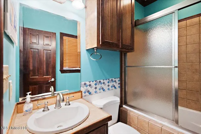 $895,000 | 171 Lone Pine Church Road, Lena, MS 39094