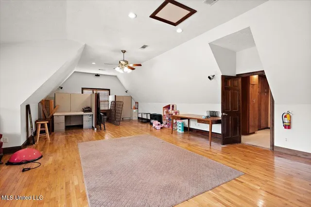 $895,000 | 171 Lone Pine Church Road, Lena, MS 39094