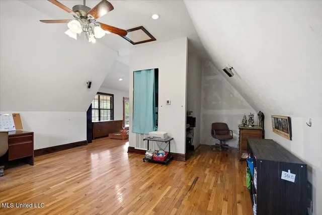 $895,000 | 171 Lone Pine Church Road, Lena, MS 39094