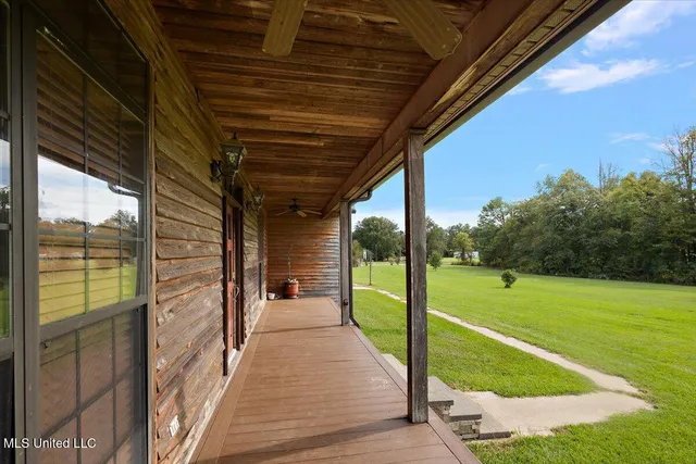 $895,000 | 171 Lone Pine Church Road, Lena, MS 39094