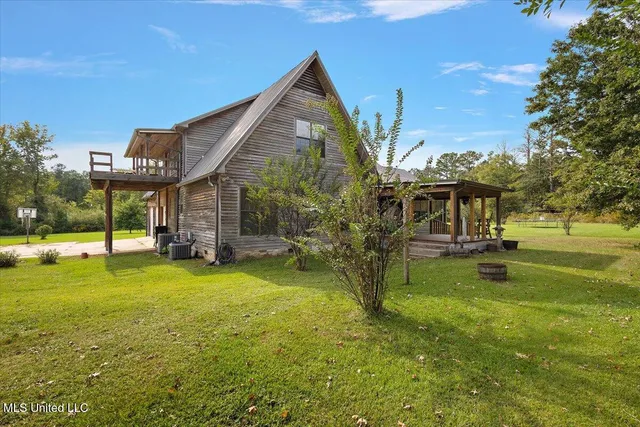 $895,000 | 171 Lone Pine Church Road, Lena, MS 39094