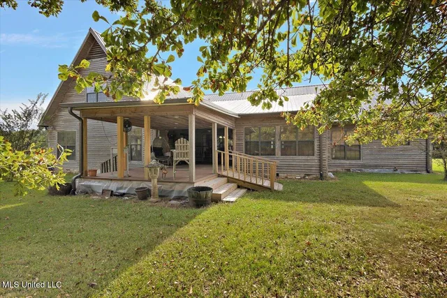 $895,000 | 171 Lone Pine Church Road, Lena, MS 39094