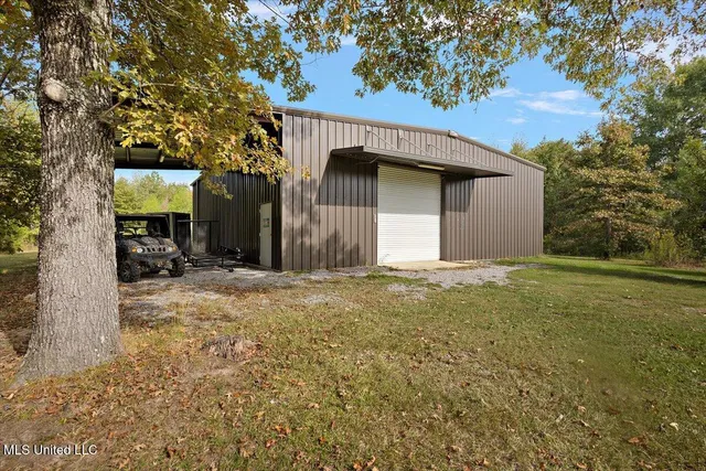 $895,000 | 171 Lone Pine Church Road, Lena, MS 39094