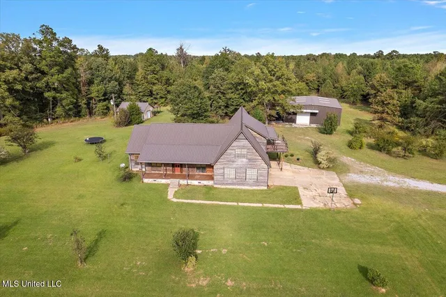 $895,000 | 171 Lone Pine Church Road, Lena, MS 39094