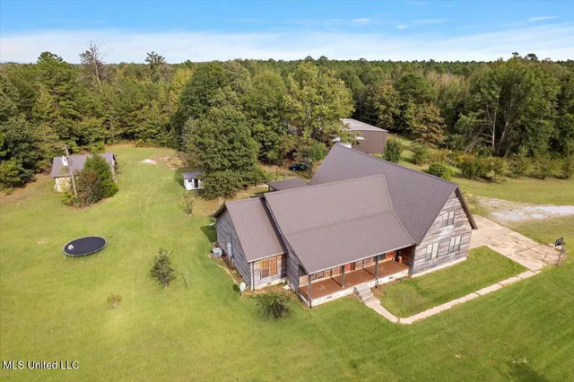 $895,000 | 171 Lone Pine Church Road, Lena, MS 39094