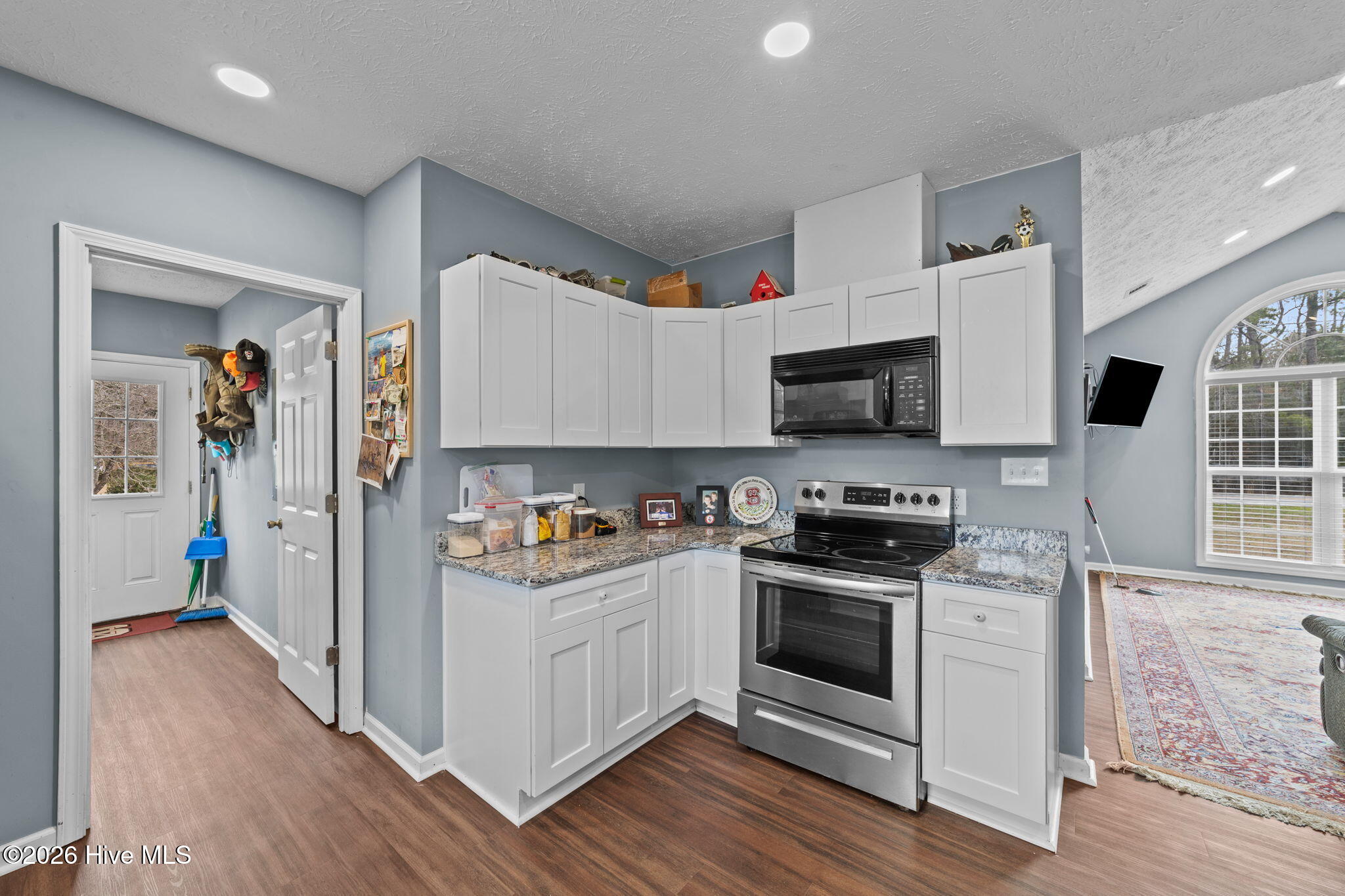 21 Spring Lane Whiteville, NC 28472 - Photo 4 of 28 12-web-or-mls-CZ9A9946