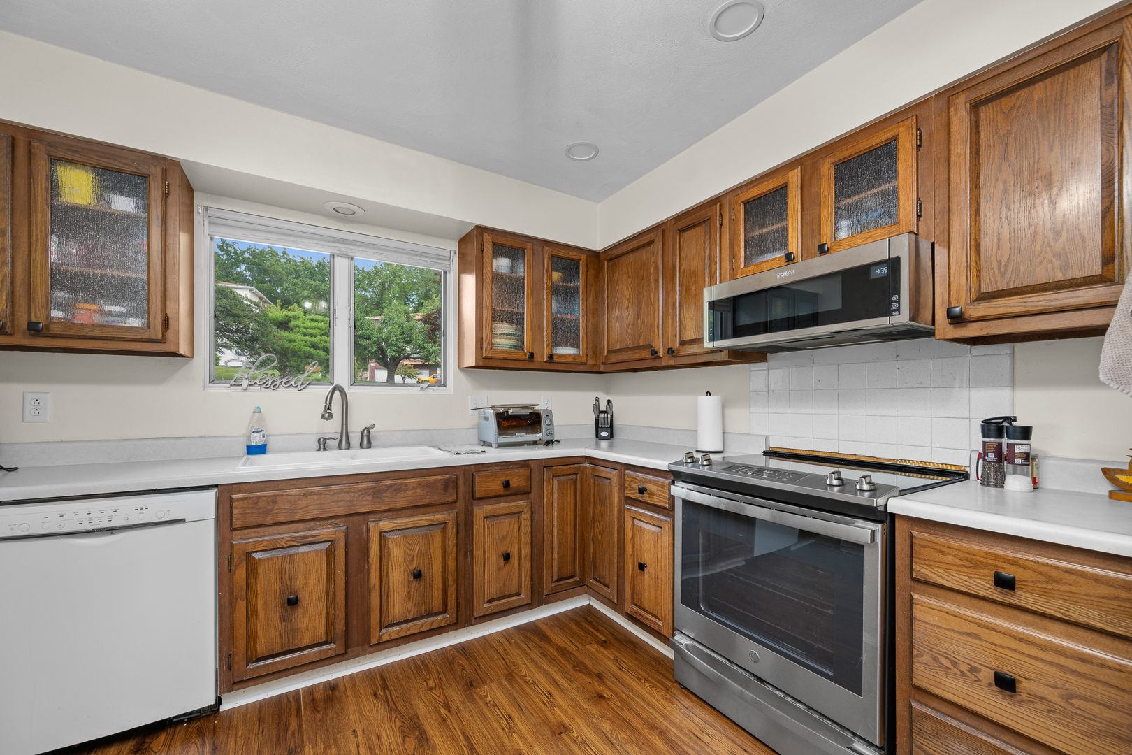 3717 35th Street, Unit 1 Moline, IL 61265 - Photo 2 of 22