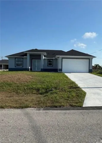 $2,250 | 2914 24th Street Southwest, Lehigh Acres, FL 33976