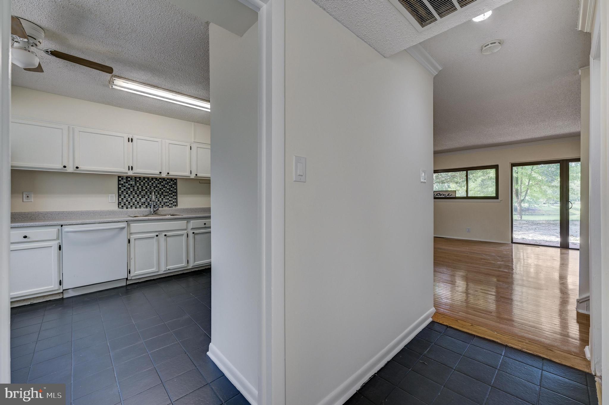 144 Kirkbride Road Voorhees, NJ 08043 - Photo 5 of 25 Gallery Image 5