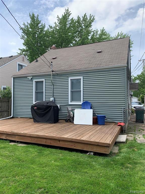 1844 Stanford Road Berkley, MI 48072 - Photo 4 of 36