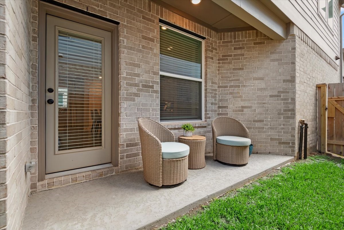 27134 Cutleaf Daisy Court Hockley, TX 77447 - Photo 39 of 46 2nd covered patio located off of the side of the home. A perfect place for your morning coffee.